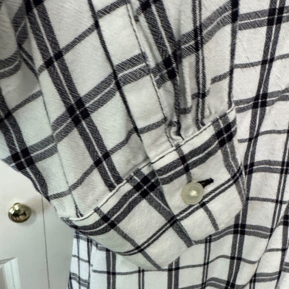 LOFT Black and White Plaid High-Low Tunic - Picture 5 of 10